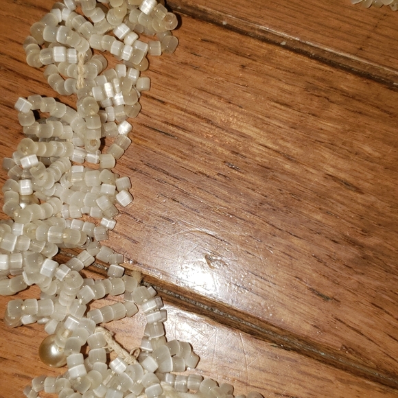 Vintage ivory Multi strand beaded necklace - Picture 2 of 2